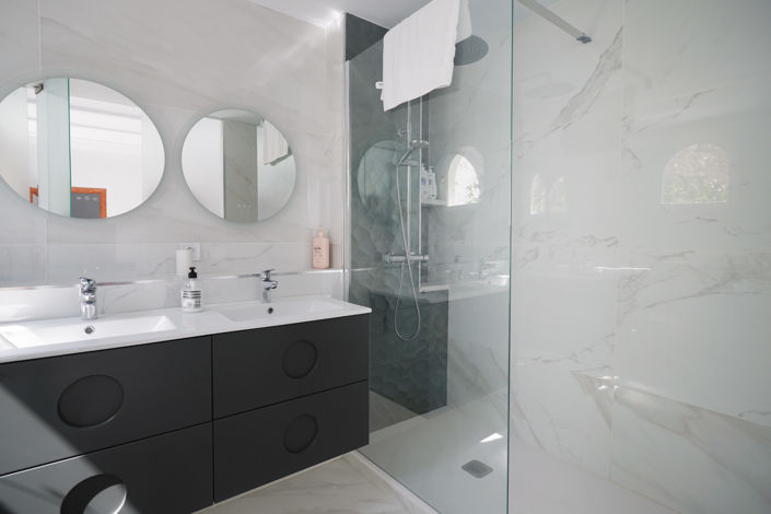 Image No.18-3 Bed Townhouse for sale