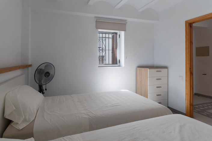 Image No.34-3 Bed Townhouse for sale