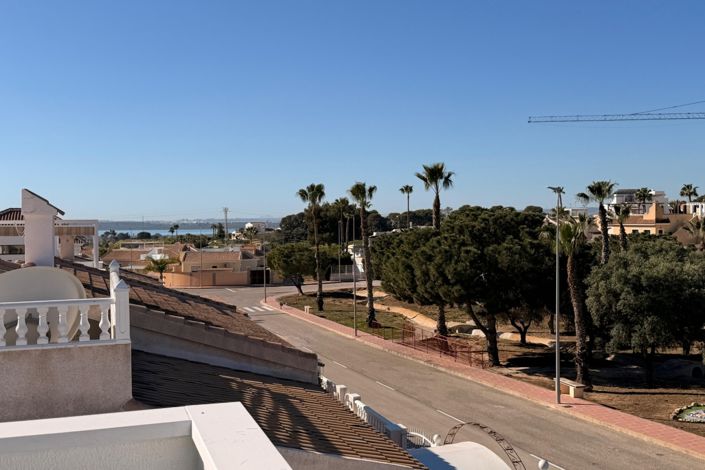 Image No.37-2 Bed Villa for sale