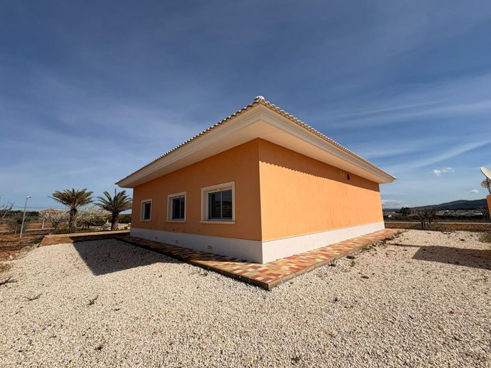 Image No.10-4 Bed Villa for sale