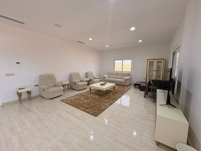 Image No.18-4 Bed Villa for sale