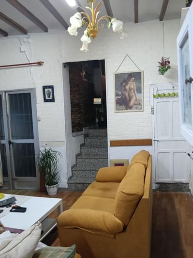 Image No.15-4 Bed Townhouse for sale