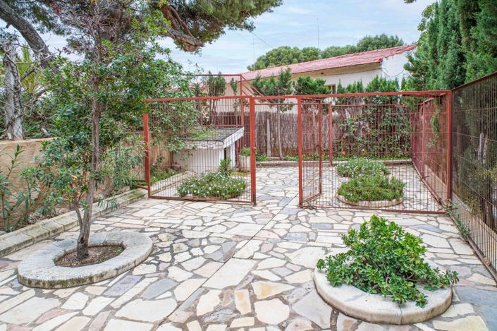 Image No.10-4 Bed Villa for sale