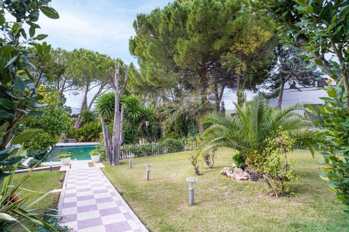 Image No.9-4 Bed Villa for sale