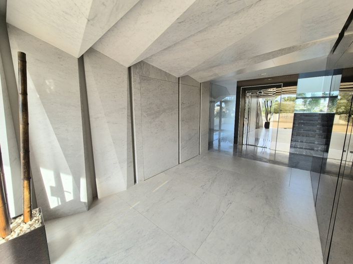 Image No.31-3 Bed Apartment for sale