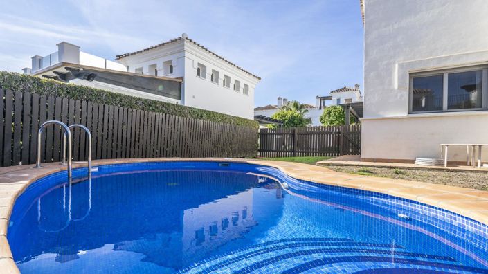 Image No.5-3 Bed Villa for sale