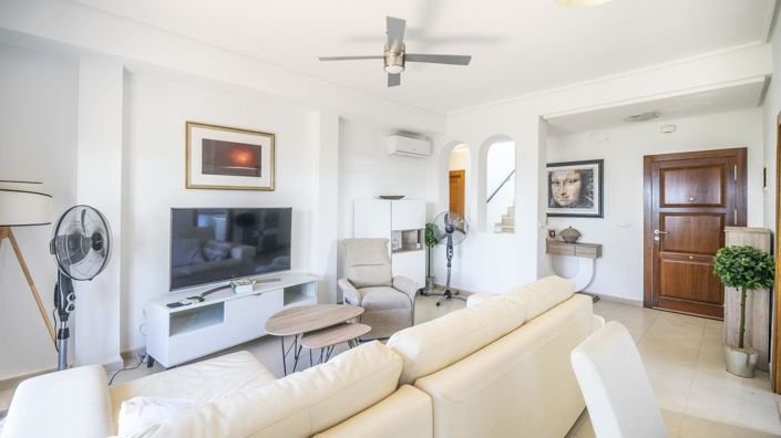 Image No.6-3 Bed Villa for sale