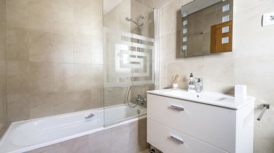 4rbtrgowg06l0gukzge9vw