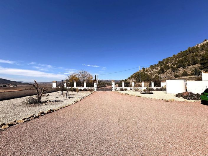 Image No.14-4 Bed Villa for sale