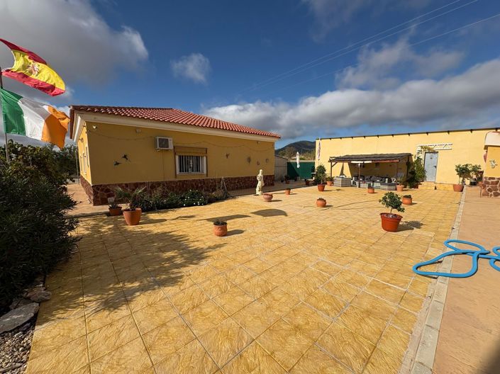 Image No.30-3 Bed Villa for sale