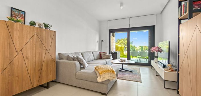 Image No.12-2 Bed Apartment for sale