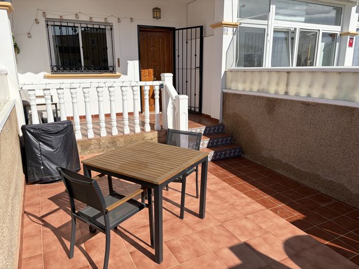 Image No.4-2 Bed Townhouse for sale