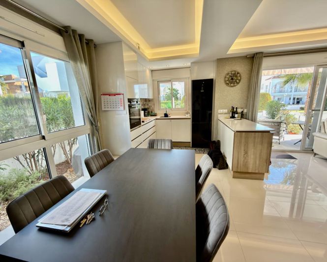 Image No.7-2 Bed Apartment for sale