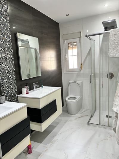 Image No.17-5 Bed Villa for sale