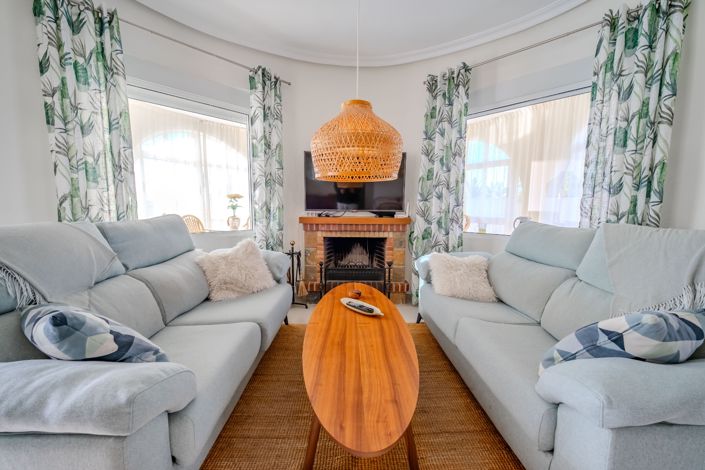 Image No.17-3 Bed Villa for sale