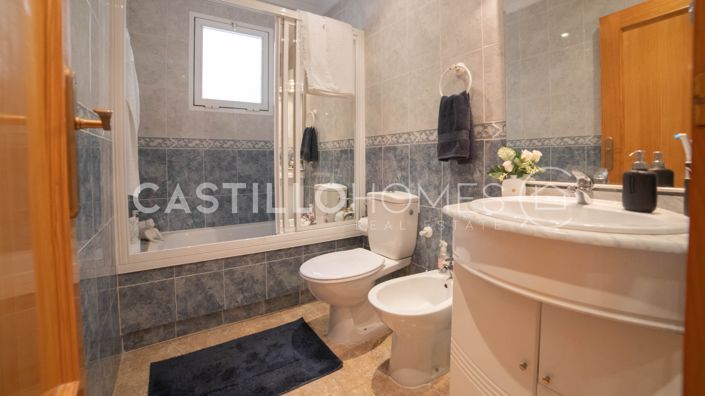 Image No.3-Appartement de 2 chambres à vendre à Torrevieja