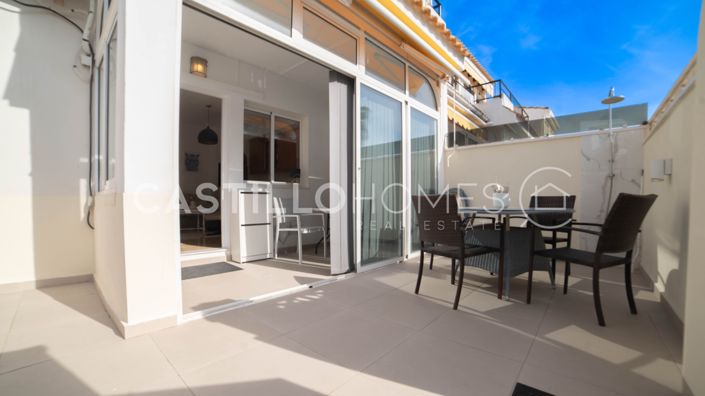 Image No.2-Bungalow de 2 chambres à vendre à Torrevieja