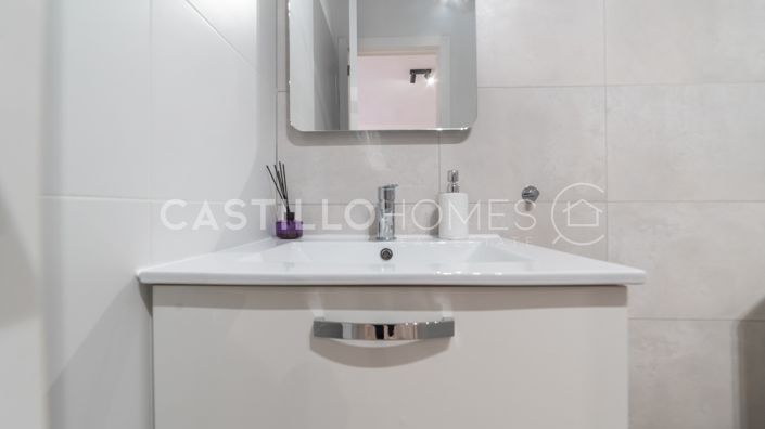 Image No.21-3 Bed Apartment for sale