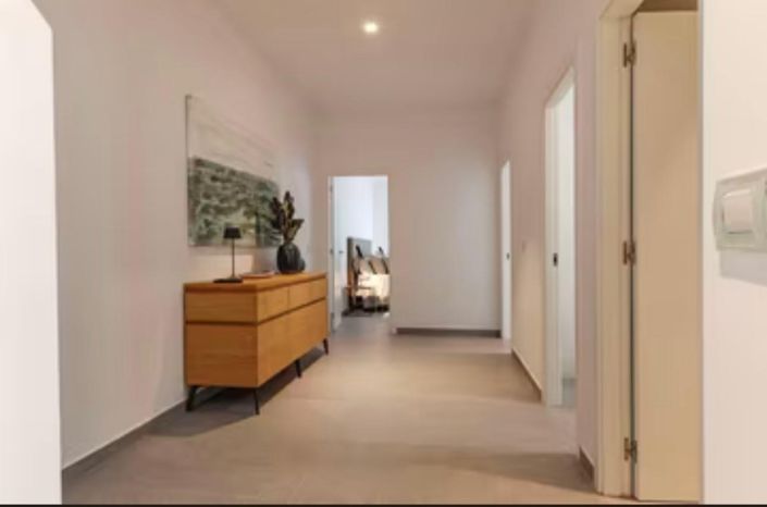 Image No.21-4 Bed Villa for sale