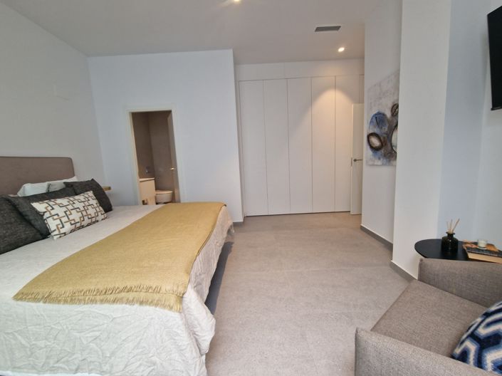 Image No.26-4 Bed Villa for sale