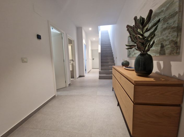 Image No.37-4 Bed Villa for sale