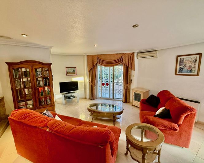 Image No.14-4 Bed Villa for sale