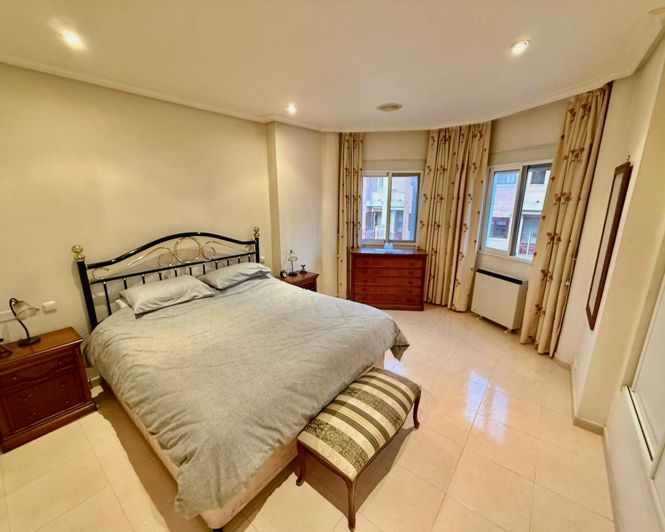 Image No.9-4 Bed Villa for sale