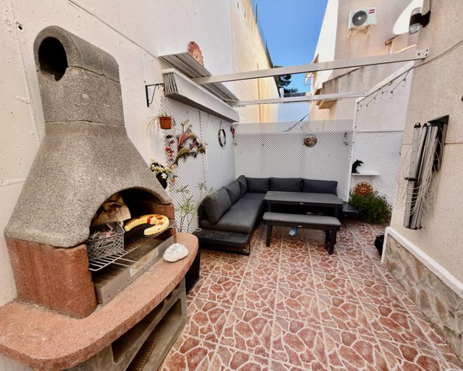 Image No.23-2 Bed Villa for sale