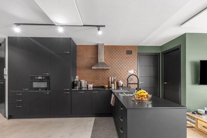 Image No.18-2 Bed Apartment for sale