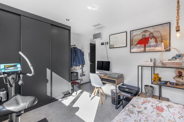 Image No.22-2 Bed Apartment for sale