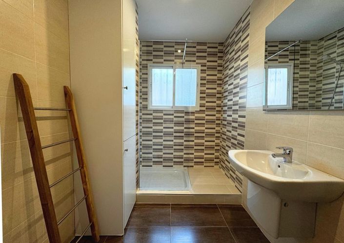 Image No.20-2 Bed Apartment for sale