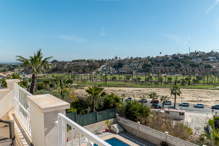 Image No.32-4 Bed Villa for sale