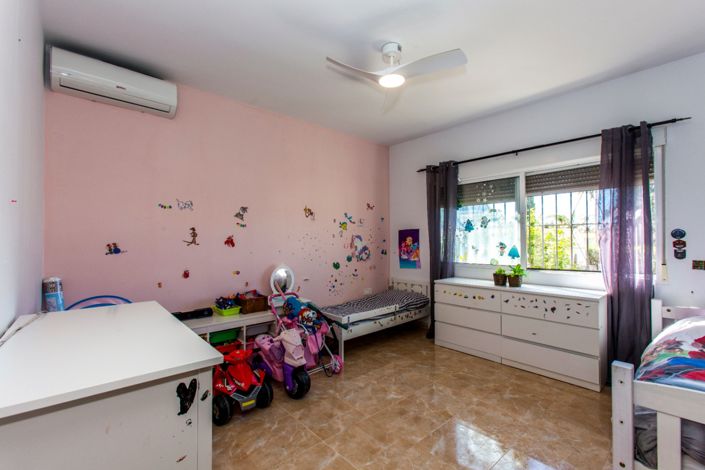 Image No.22-3 Bed Villa for sale