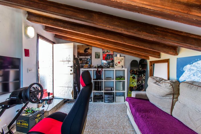 Image No.27-3 Bed Villa for sale