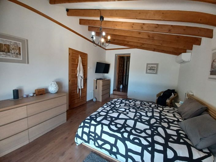 Image No.6-Maison de campagne de 6 chambres à vendre à Pinoso