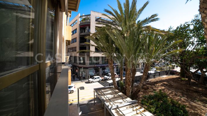 Image No.25-3 Bed Apartment for sale