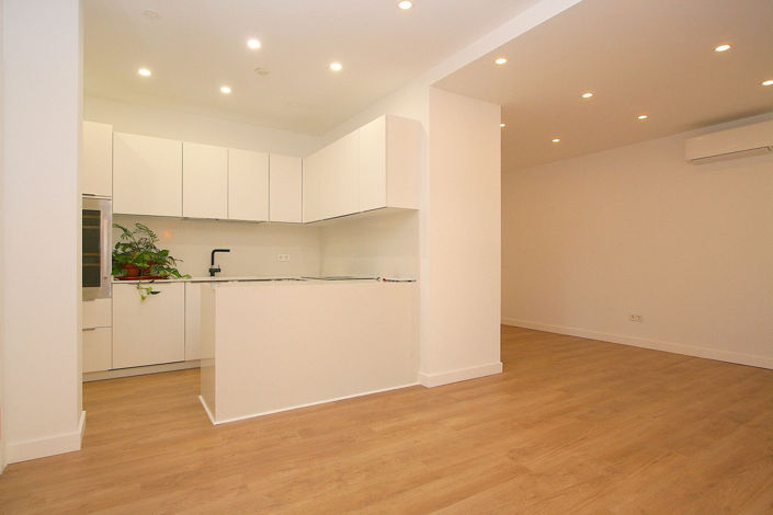 Image No.3-3 Bed Apartment for sale