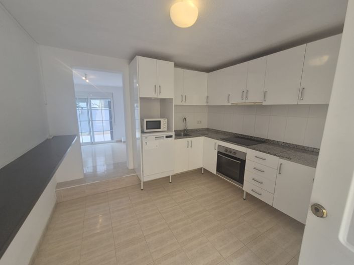 Image No.26-4 Bed Villa for sale