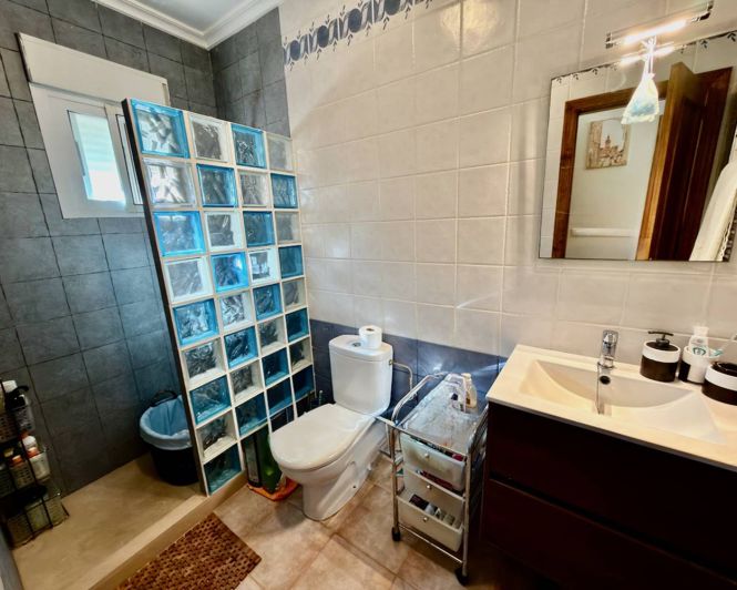 Image No.14-2 Bed Villa for sale