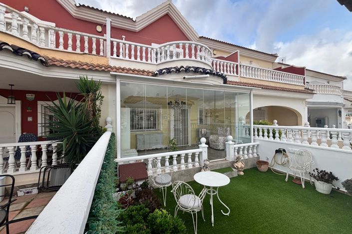 Image No.11-2 Bed Townhouse for sale