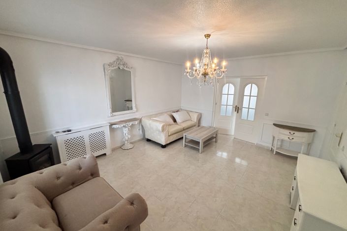 Image No.2-2 Bed Townhouse for sale