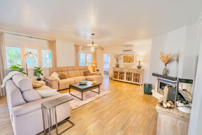 Image No.4-Villa de 4 chambres à vendre à Ciudad Quesada