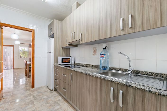 Image No.11-2 Bed Townhouse for sale