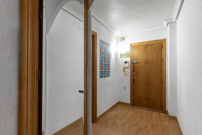 Image No.3-3 Bed Apartment for sale