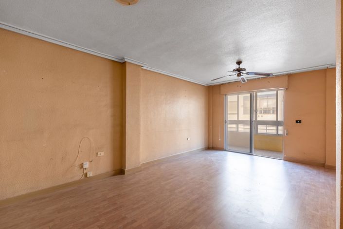 Image No.4-3 Bed Apartment for sale