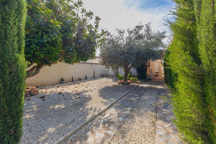 Image No.4-3 Bed Villa for sale