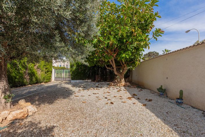 Image No.7-3 Bed Villa for sale