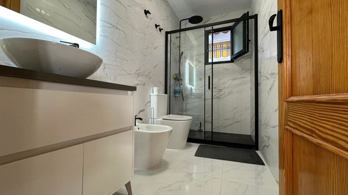 Image No.22-2 Bed Apartment for sale