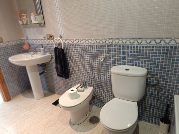 Image No.36-5 Bed Villa for sale