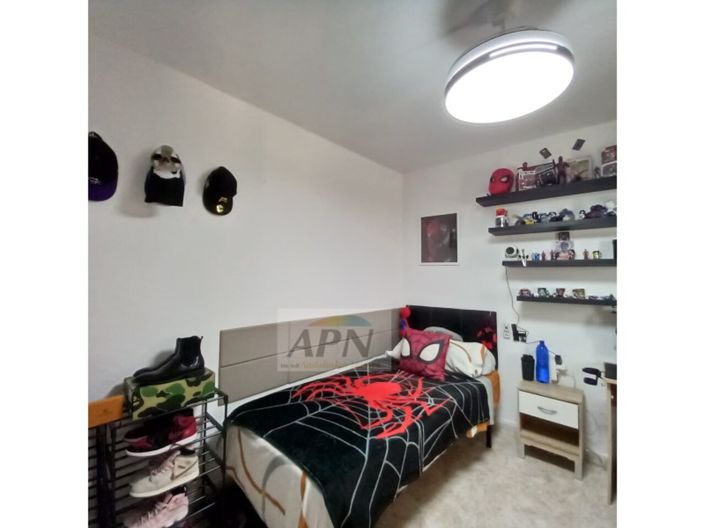 Image No.14-2 Bed Townhouse for sale